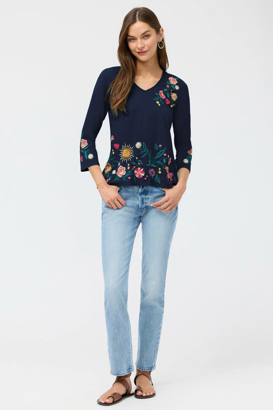 3/4 SLEEVE TRAPUNTO V-NECK TEE - Johnny Was Recommended