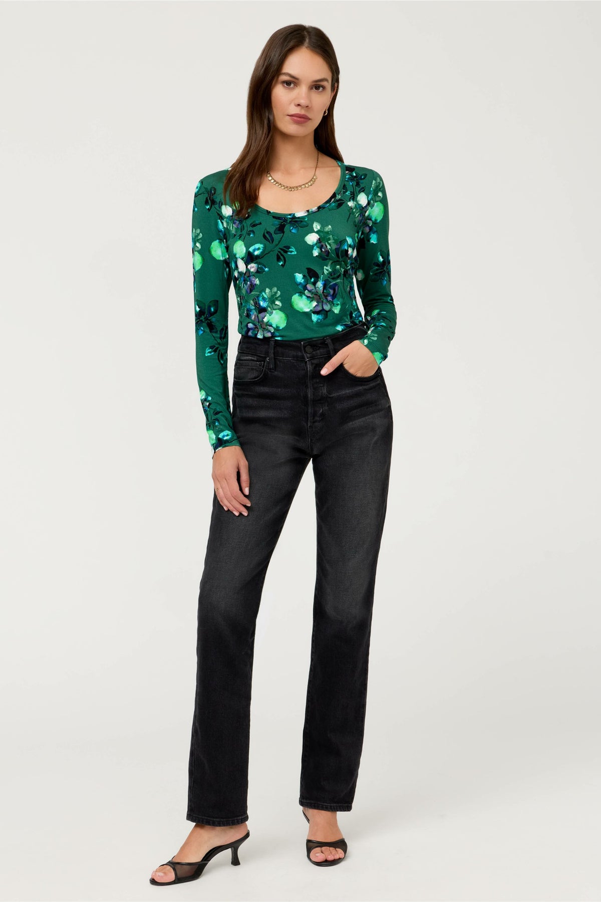 THE JANIE FAVORITE SCOOP NECK LONG SLEEVE FITTED TEE - Johnny Was New