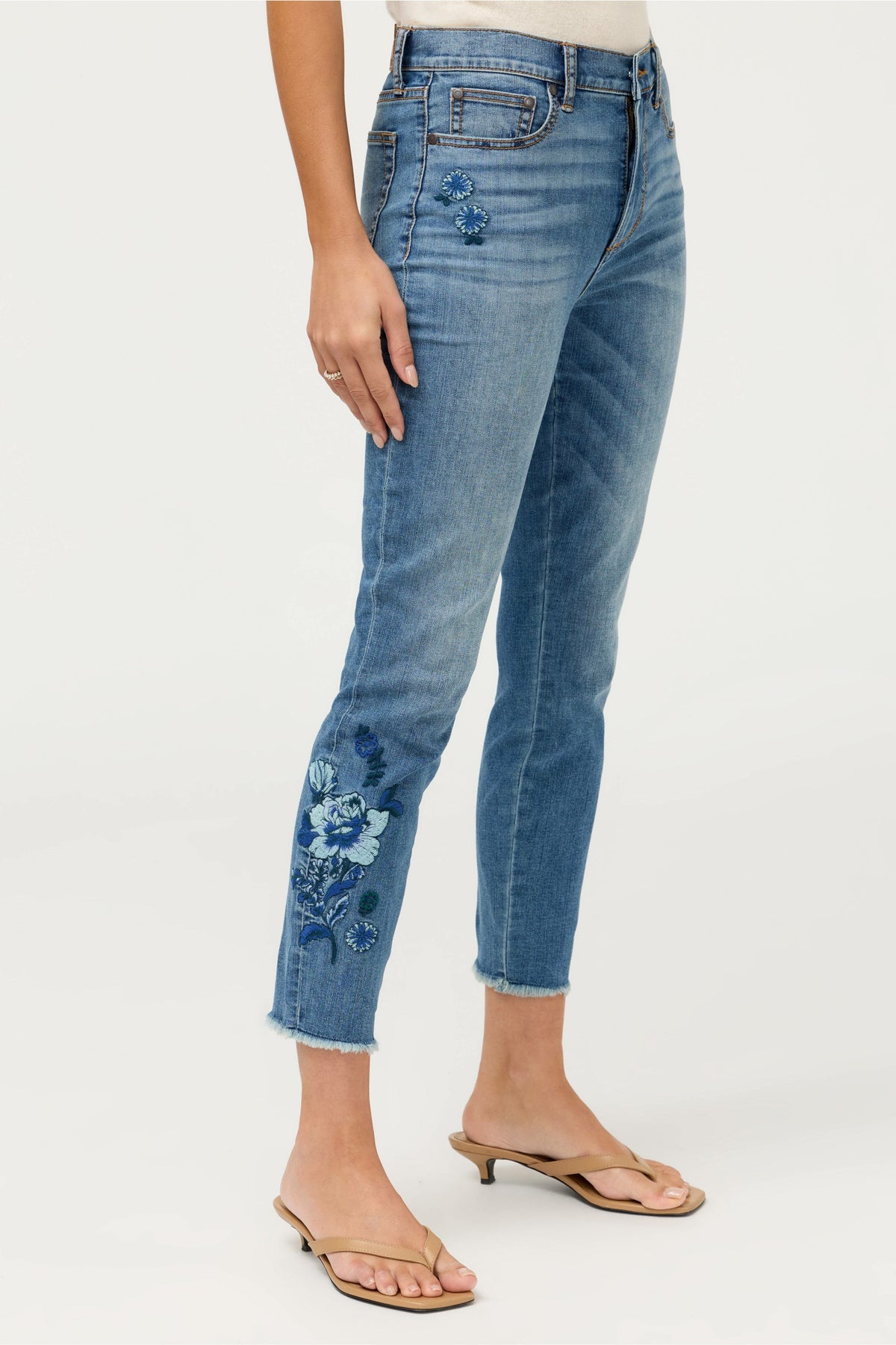 THE CROPPED SKINNY JEAN - Johnny Was Trending