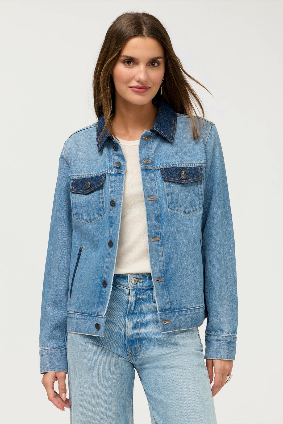 THE CLASSIC DENIM JACKET - Johnny Was Recommended