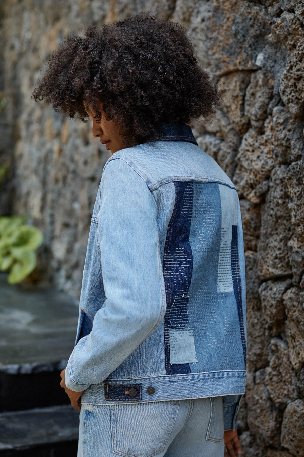 THE CLASSIC DENIM JACKET - Johnny Was Recommended
