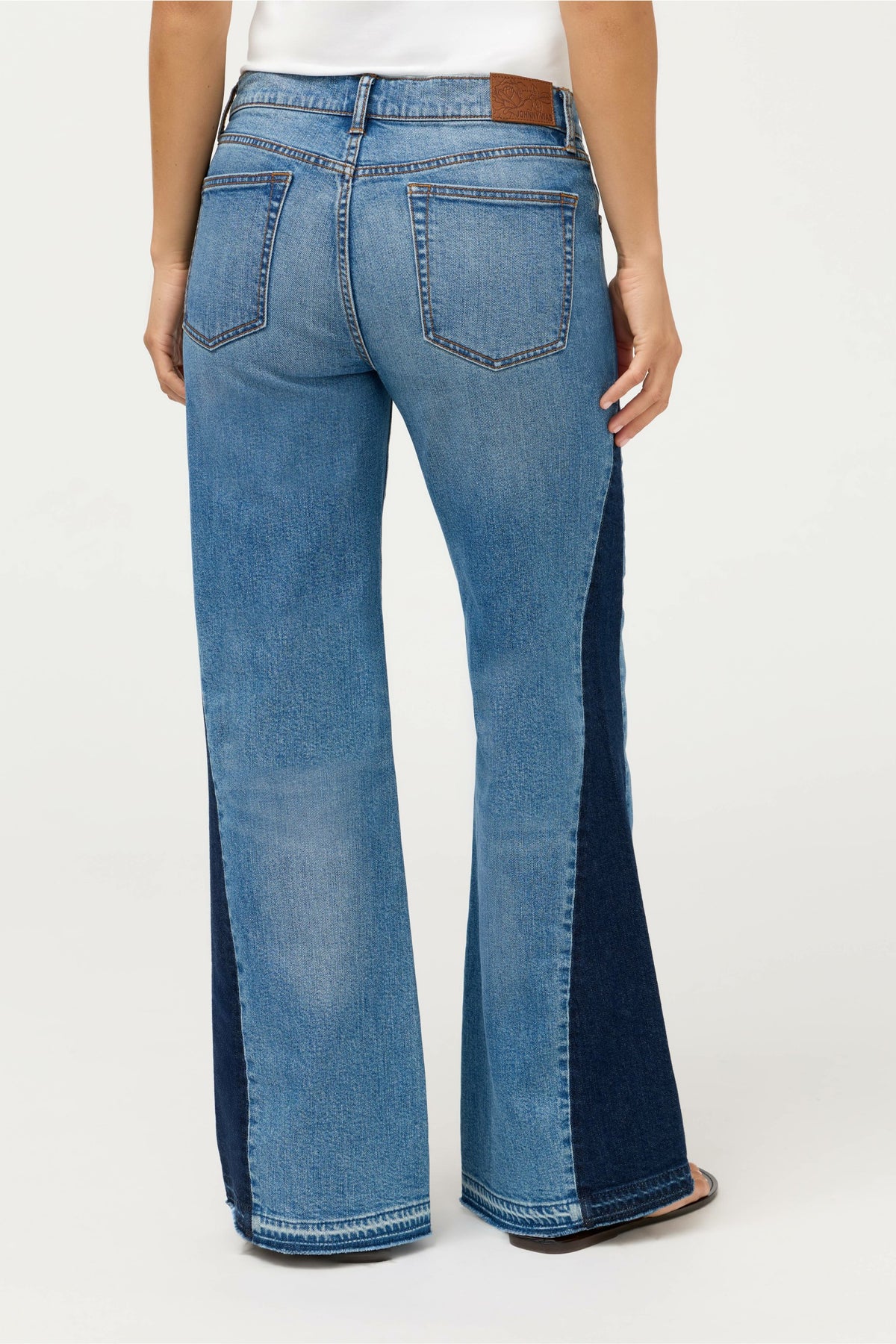 THE CONTRAST WIDE LEG JEAN - Johnny Was Trending