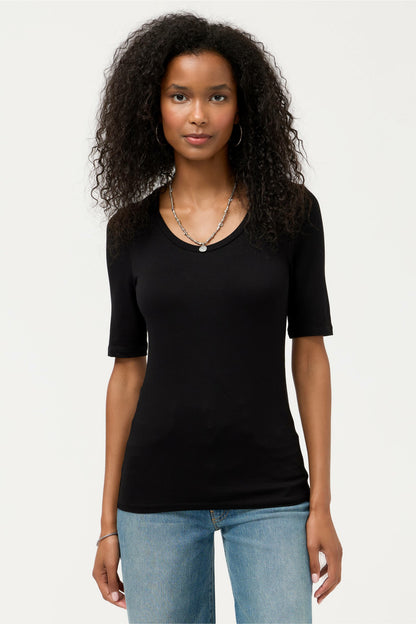 ESSENTIALS ELBOW SLEEVE SCOOP NECK - Johnny Was Recommended