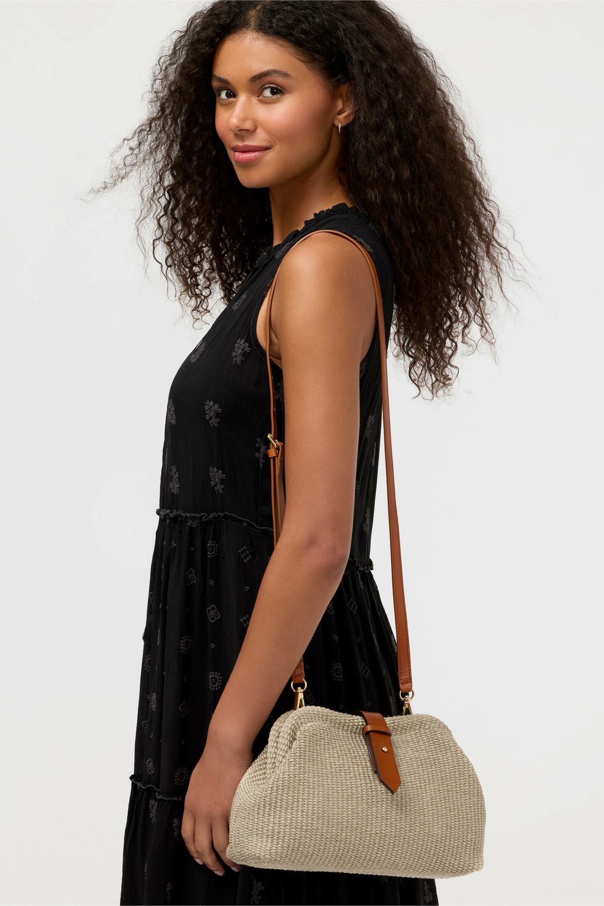ITALIAN RAFFIA CROSSBODY CLUTCH - Johnny Was Trending