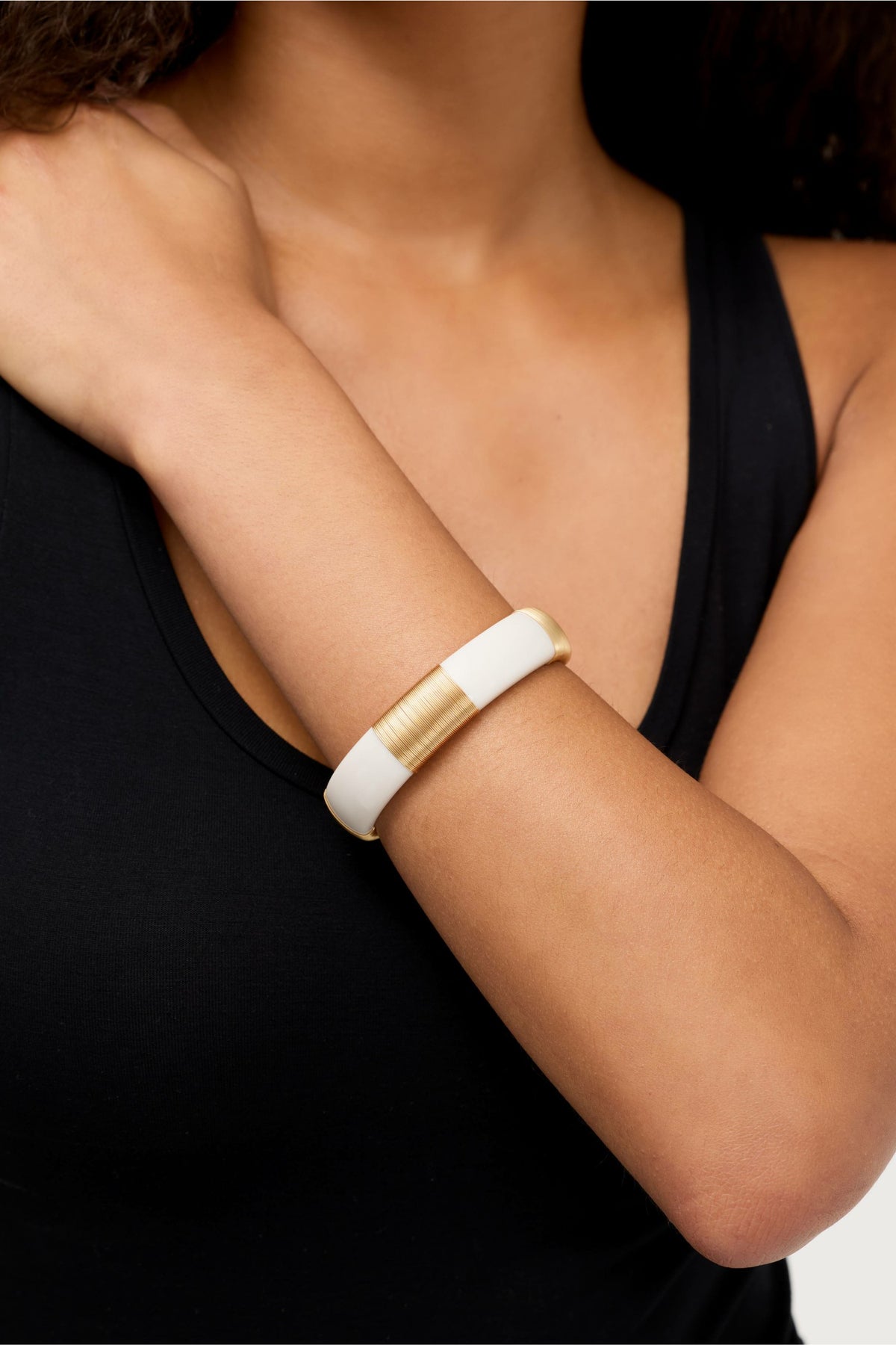 GOLD WIRE WRAP BRACELET - Johnny Was Signature