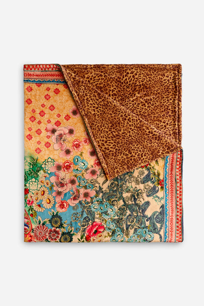Laurel Canyon Cozy Blanket - Johnny Was Trending