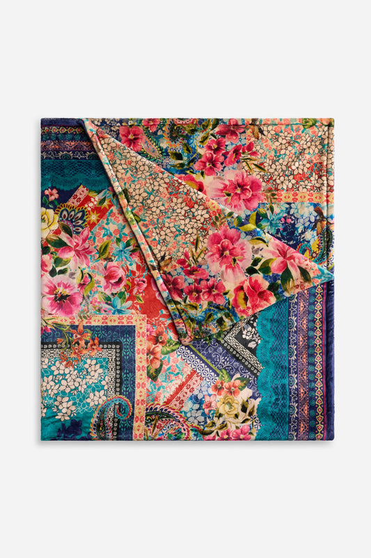 Laurel Canyon Cozy Blanket - Johnny Was Signature