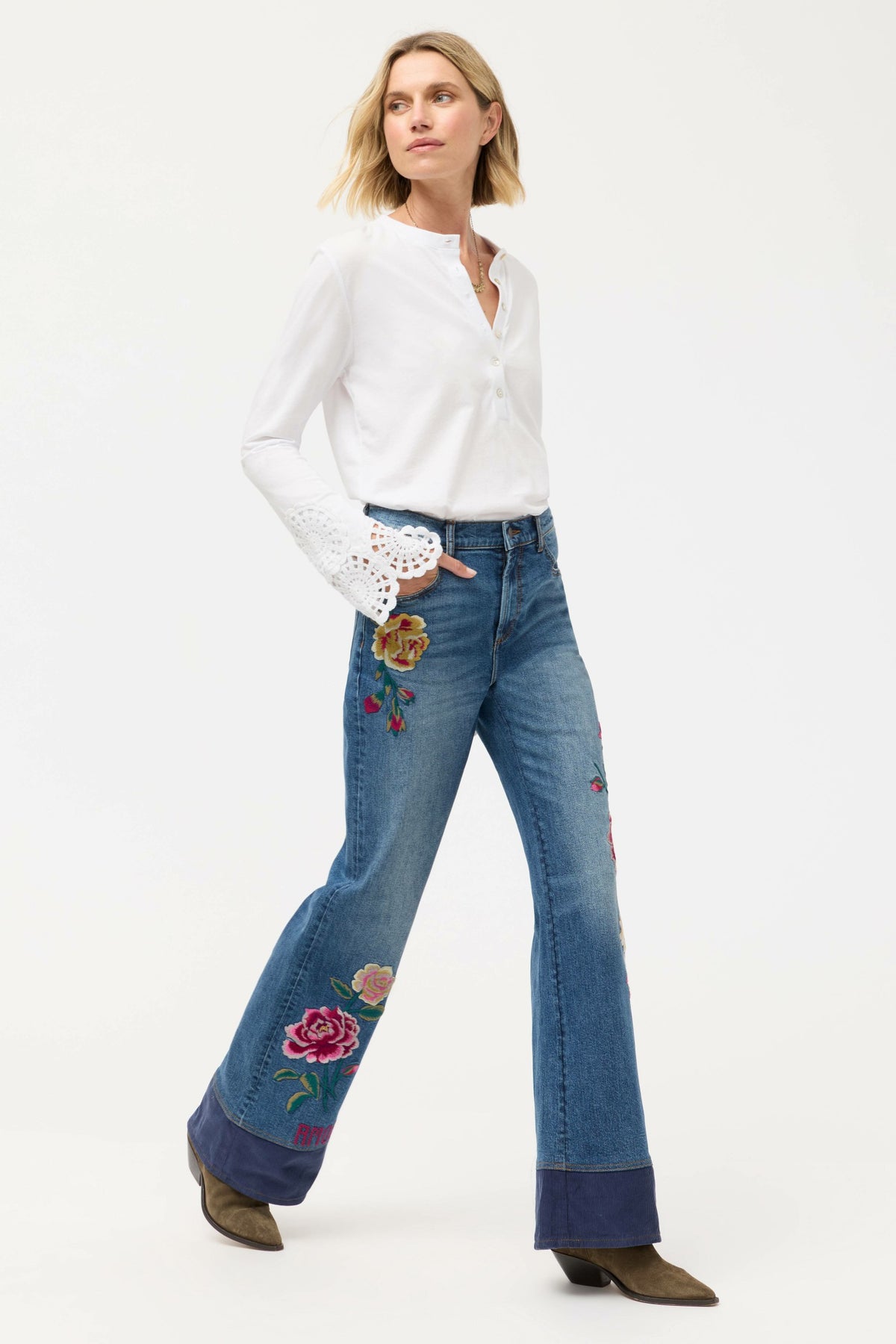THE HIGH RISE WIDE LEG JEAN - Johnny Was Signature
