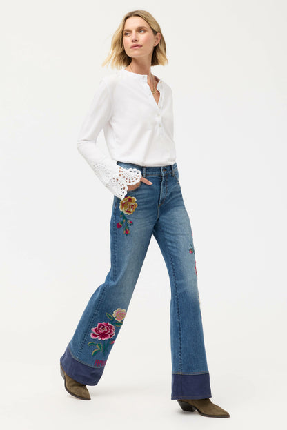 THE HIGH RISE WIDE LEG JEAN - Johnny Was Signature
