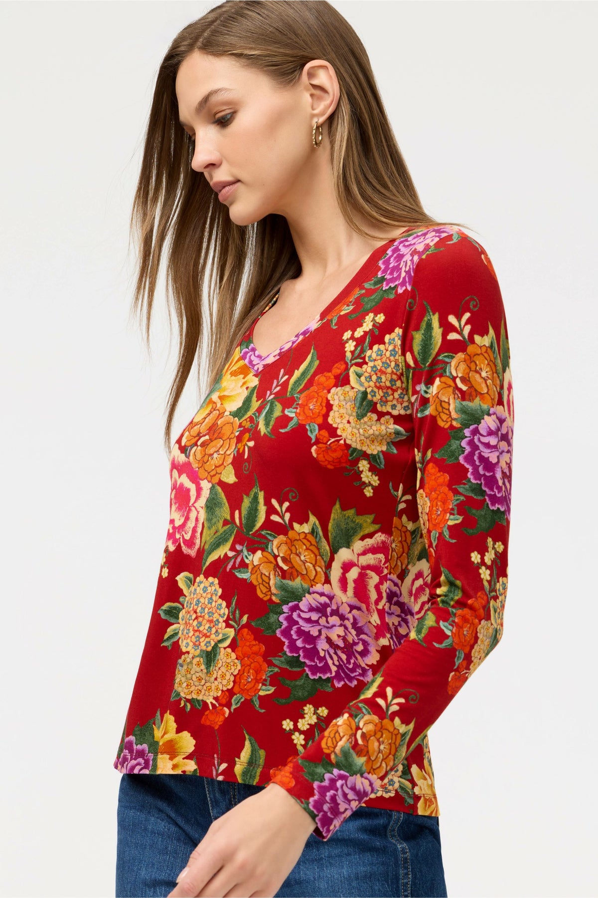 THE JANIE FAVORITE LONG SLEEVE V-NECK FITTED TEE - Johnny Was Signature