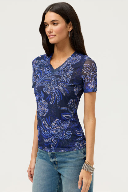 SHORT SLEEVE MESH V-NECK TEE - Johnny Was Signature