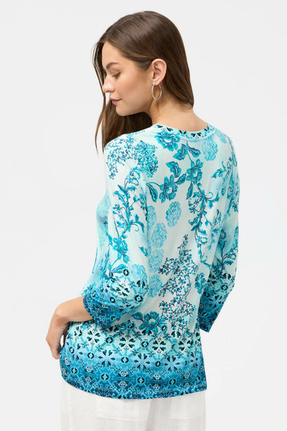 THE JANIE FAVORITE 3/4 SLEEVE V-NECK TEE - Johnny Was Featured