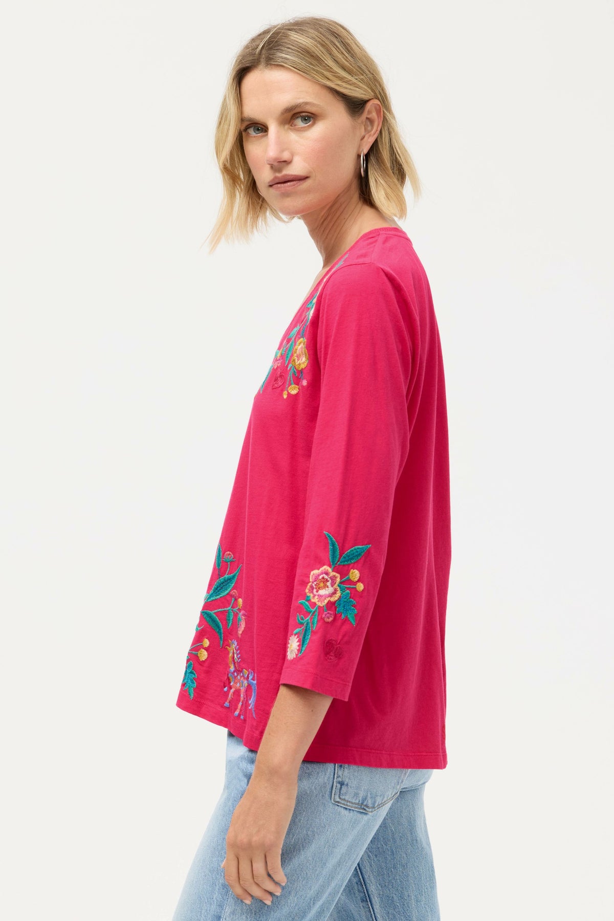 3/4 SLEEVE TRAPUNTO V-NECK TEE - Johnny Was Best Seller