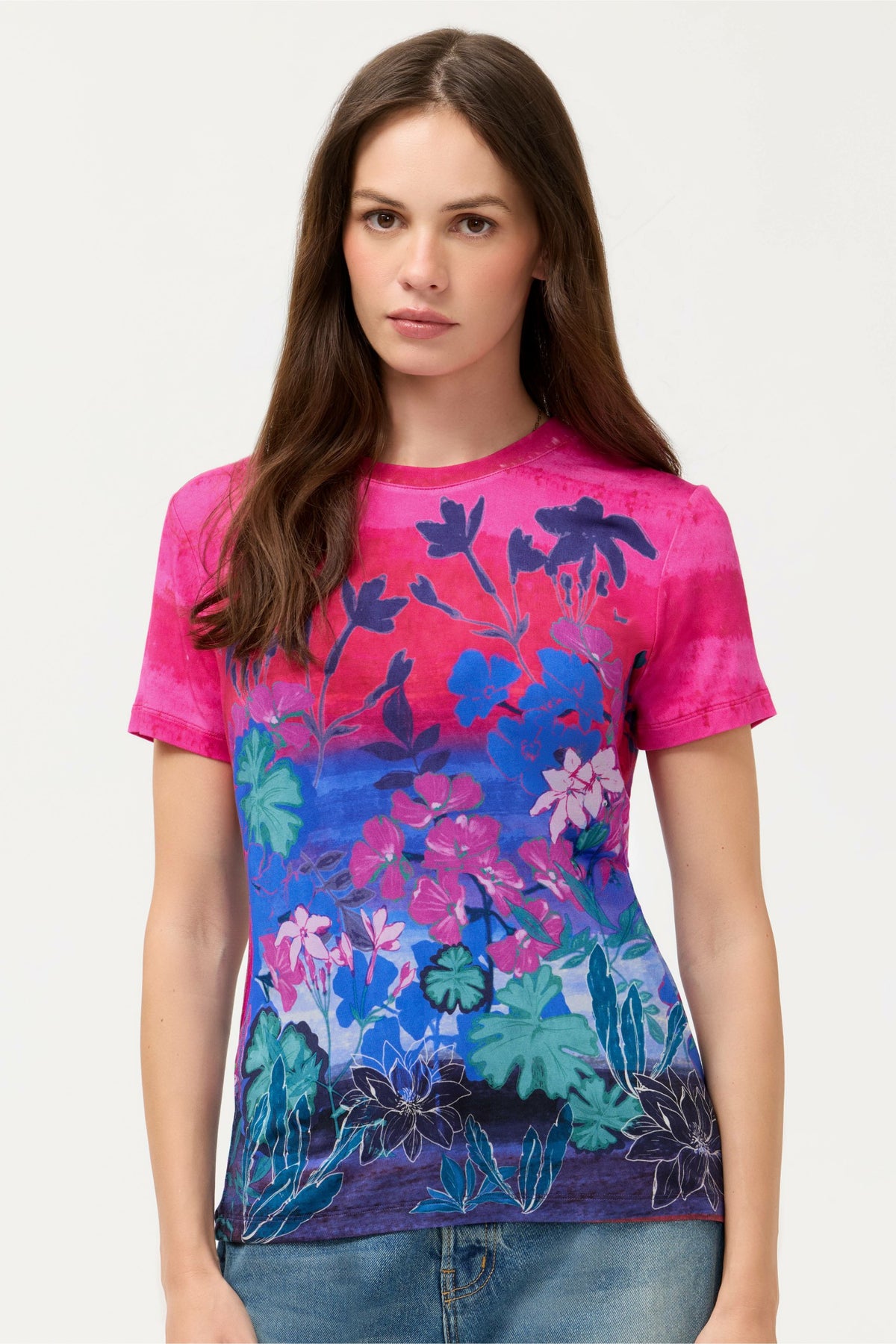 THE JANIE FAVORITE FITTED SHORT SLEEVE TEE - Johnny Was Exclusive