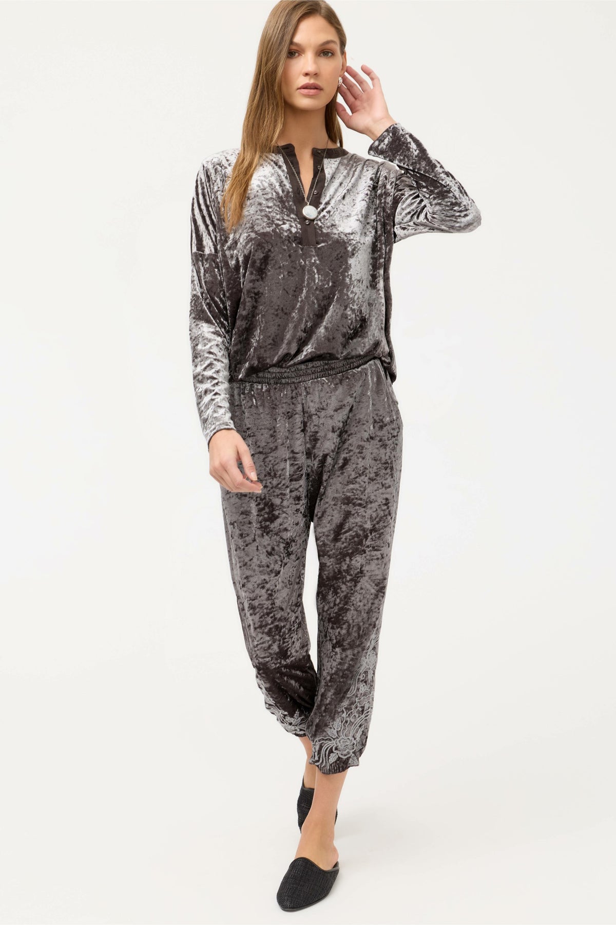 CARMEL CRUSHED VELVET JOGGER - Johnny Was Exclusive