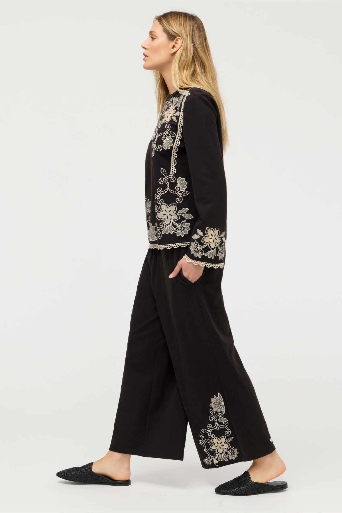 VENLDA CROPPED WIDE LEG PANT - Johnny Was Trending