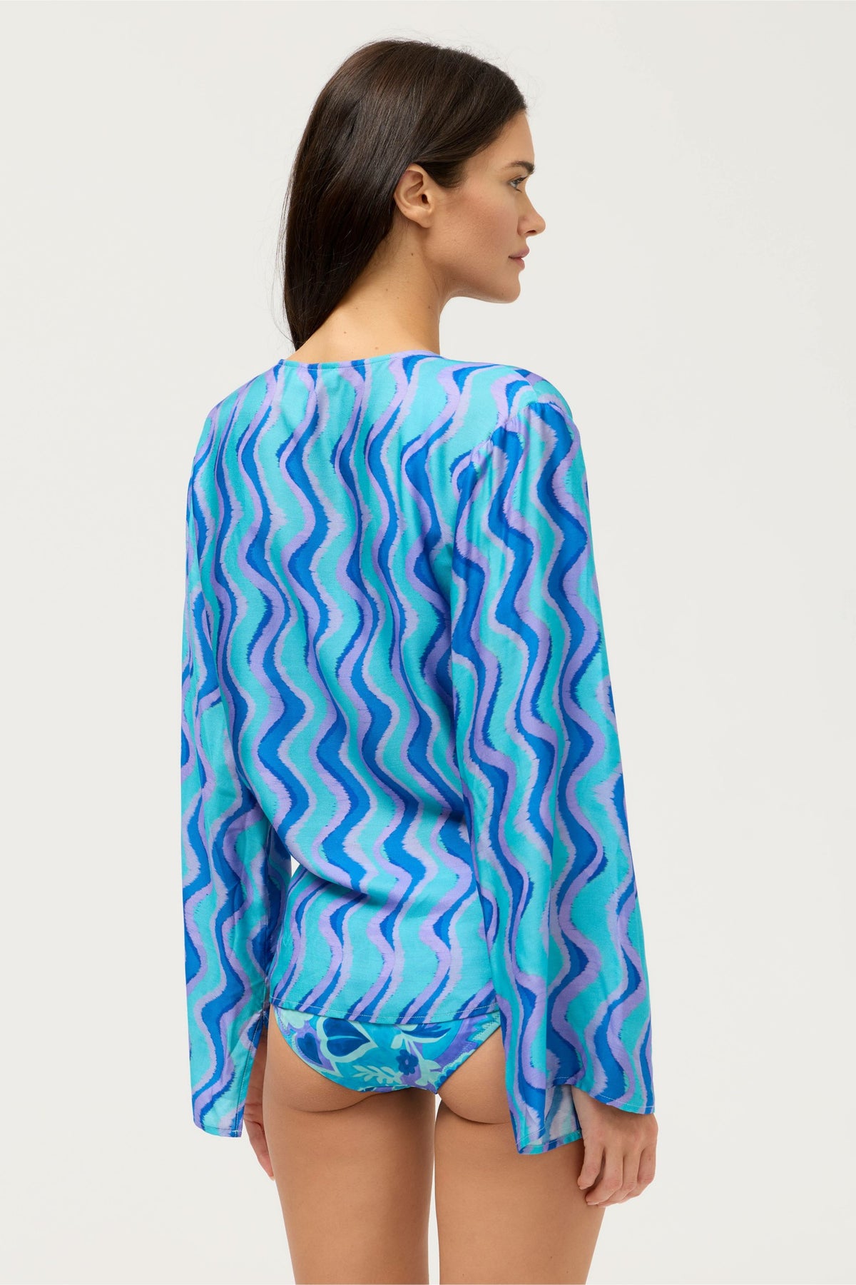 MULLA WAVE OPEN FRONT SHIRTIGAN - Johnny Was Featured