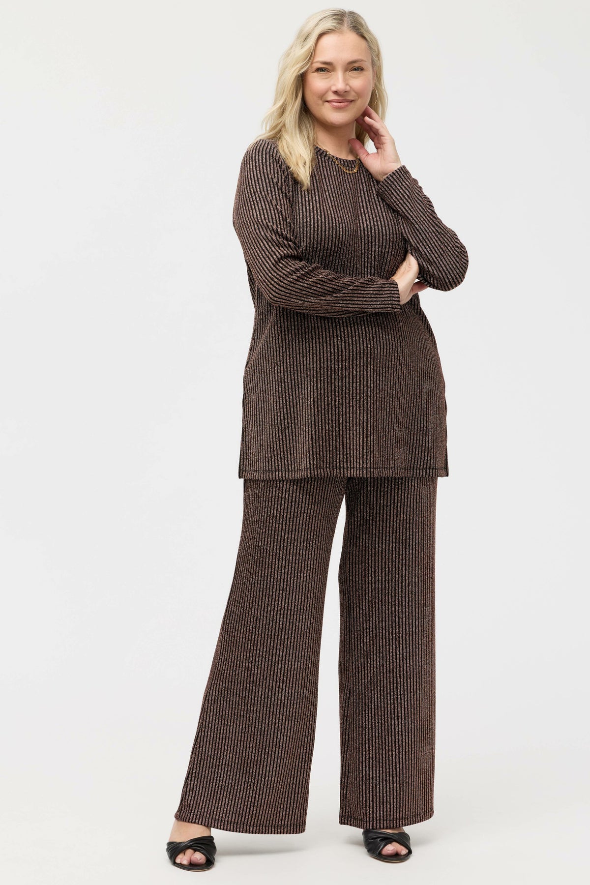 JENNA METALLIC EASY PANT - Johnny Was Featured