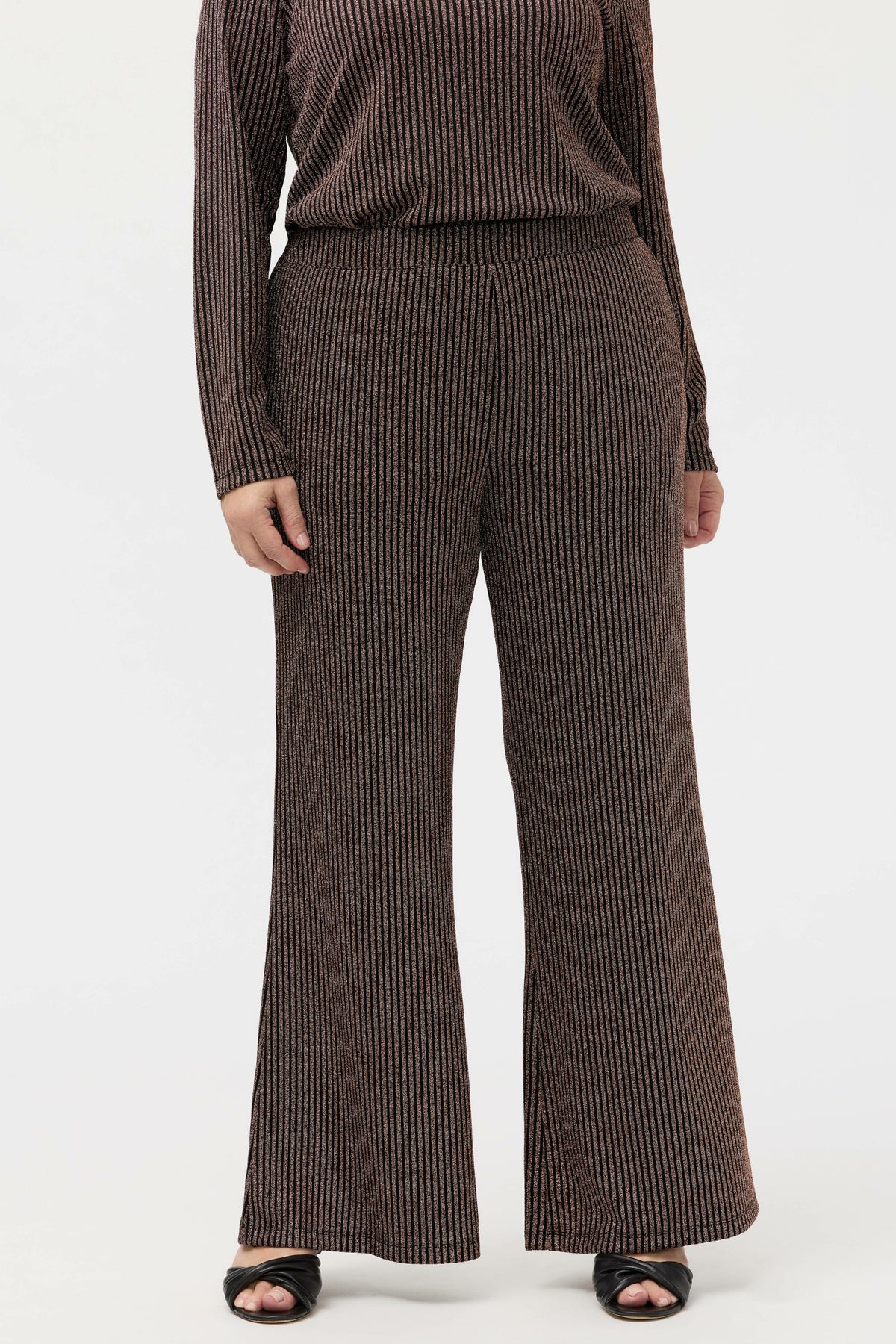 JENNA METALLIC EASY PANT - Johnny Was Featured