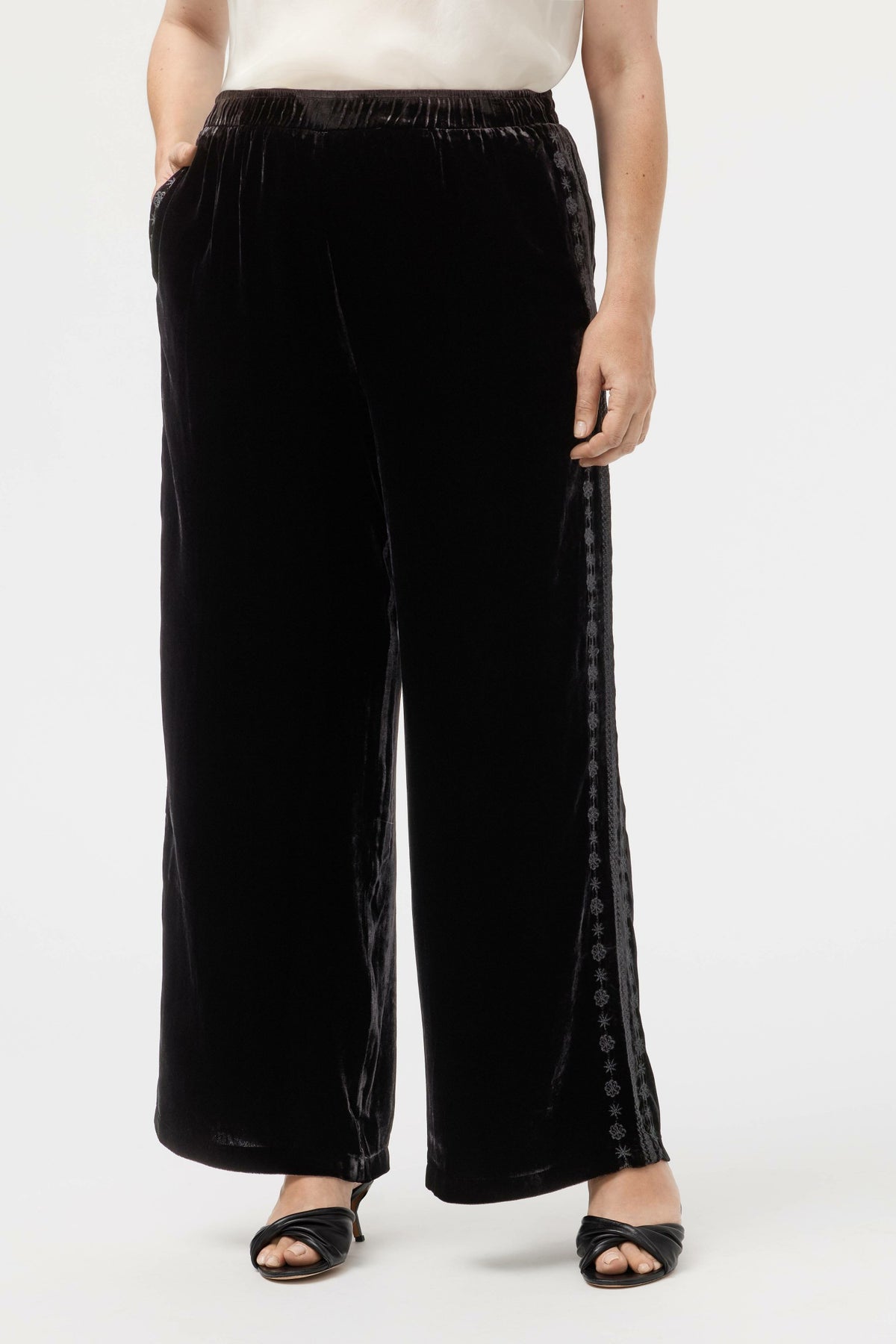 MARIK VELVET PANT - Johnny Was Popular